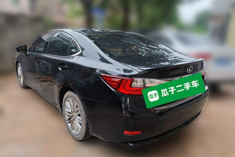 Used Lexus ES 2015 200 Elite Edition Rear Left 45 Deg
