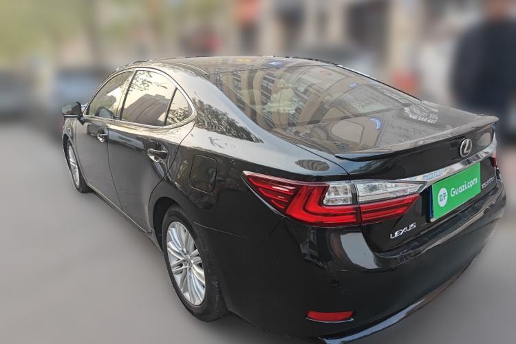 Used Lexus ES 2015 200 Elite Edition Rear Left 45 Deg