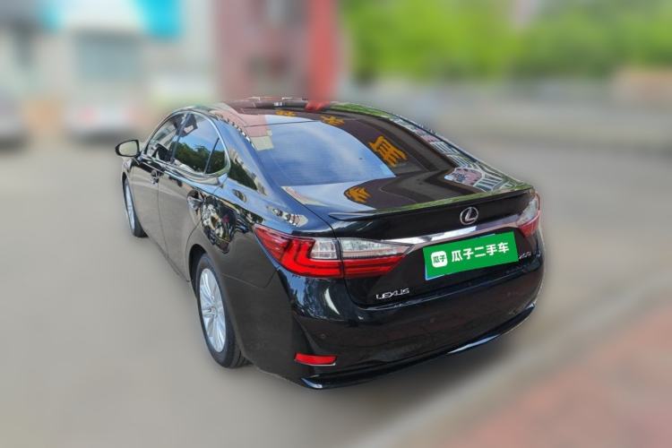 Used Lexus ES 2015 200 Comfort Edition Rear Left 45 Deg