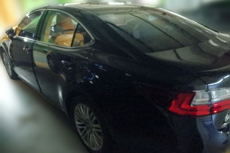 Used Lexus ES 2015 200 Comfort Edition Rear Left 45 Deg