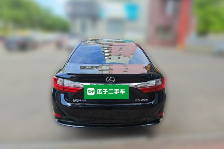 Used Lexus ES 2015 200 Comfort Edition Rear