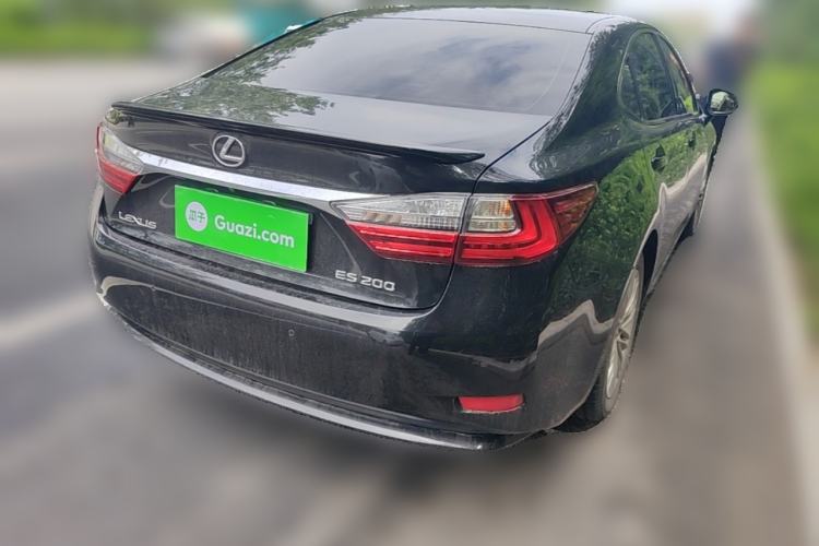 Used Lexus ES 2015 200 Comfort Edition Rear Right 45 Deg