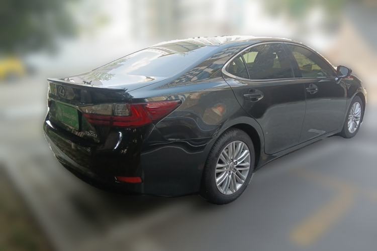 Used Lexus ES 2015 200 Elite Edition Rear Right 45 Deg