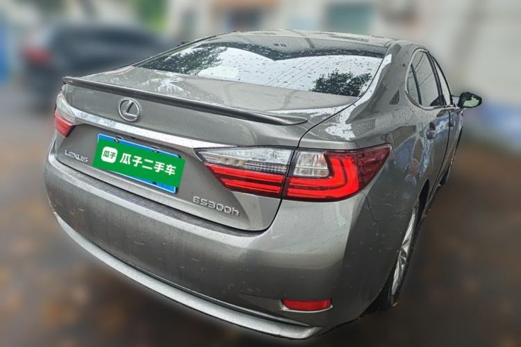 Used Lexus ES 2015 200 Elite Edition Rear Right 45 Deg