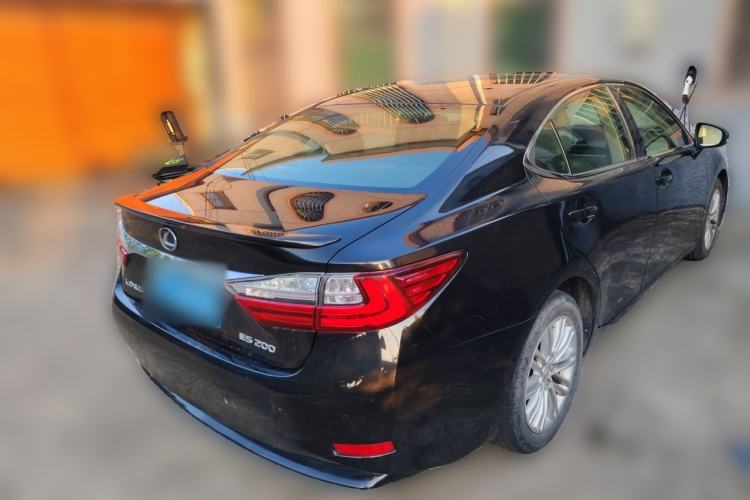 Used Lexus ES 2015 200 Elite Edition Rear Right 45 Deg