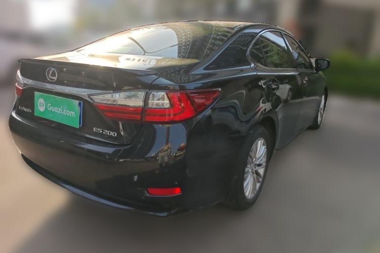 Used Lexus ES 2015 200 Elite Edition Rear Right 45 Deg