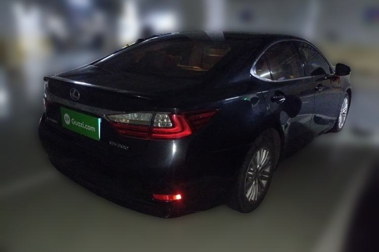 Used Lexus ES 2015 200 Elite Edition Rear Right 45 Deg