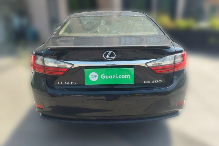 Used Lexus ES 2015 200 Elite Edition Rear