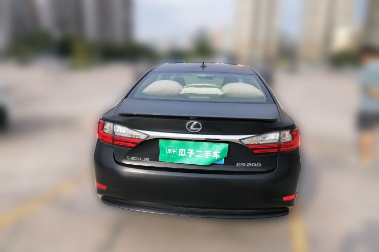 Used Lexus ES 2015 200 Elite Edition Rear