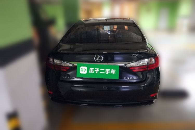 Used Lexus ES 2015 200 Comfort Edition Rear
