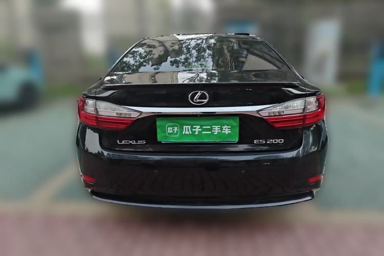 Used Lexus ES 2015 200 Elite Edition Rear