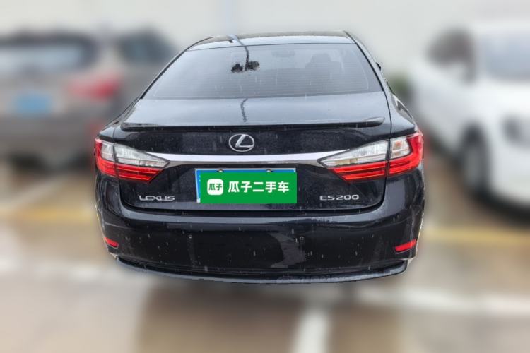 Used Lexus ES 2015 200 Elite Edition Rear