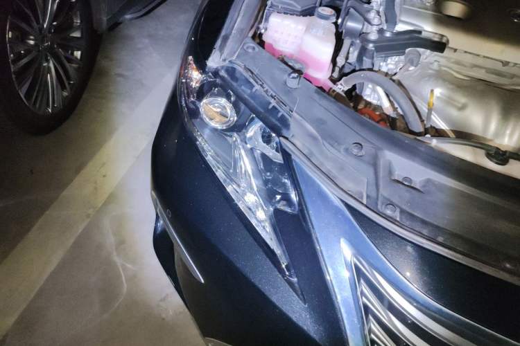 Used Lexus ES 2015 300h Comfort Edition Right Front Headlight