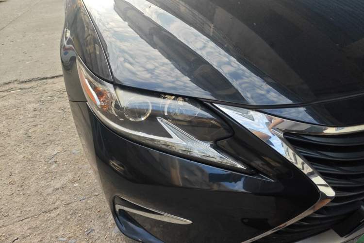 Used Lexus ES 2015 200 Elite Edition Right Front Headlight