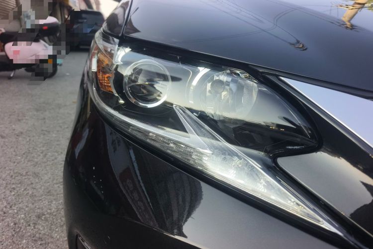Used Lexus ES 2015 300h Comfort Edition Right Front Headlight
