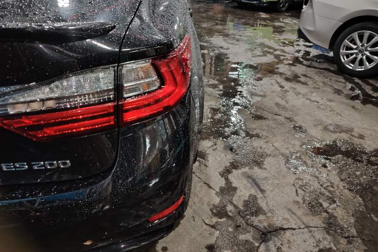 Used Lexus ES 2015 200 Elite Edition Right Rear Taillight