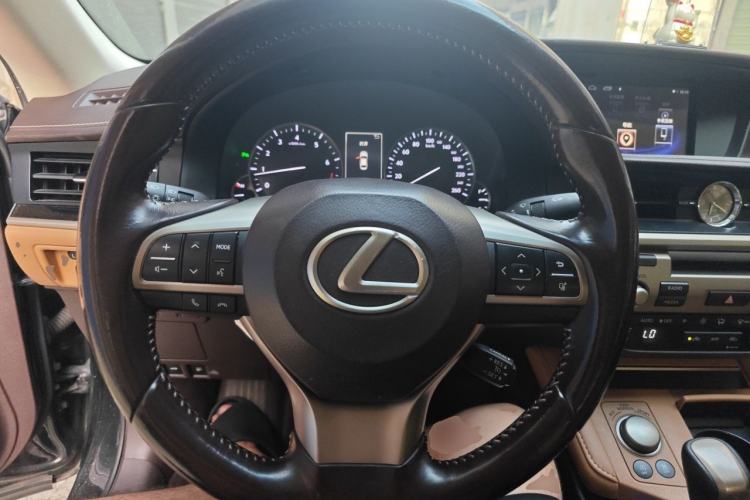 Used Lexus ES 2015 200 Elite Edition Steering Wheel