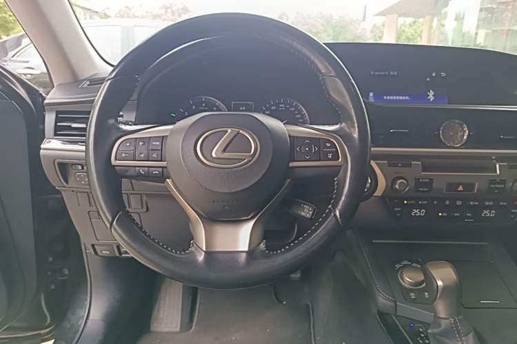 Used Lexus ES 2015 200 Elite Edition Steering Wheel