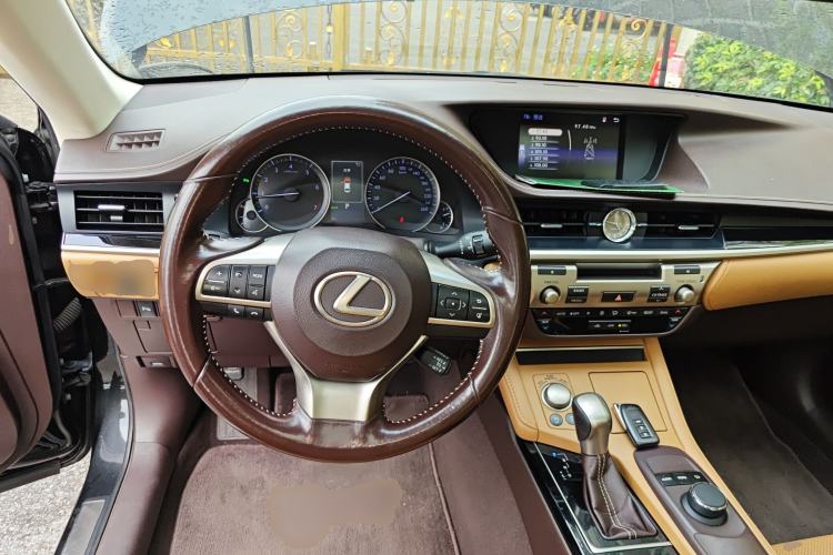 Used Lexus ES 2015 200 Elite Edition Steering Wheel