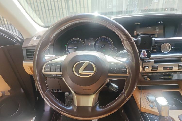 Used Lexus ES 2015 200 Elite Edition Steering Wheel
