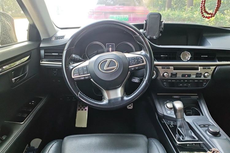 Used Lexus ES 2015 200 Comfort Edition Steering Wheel