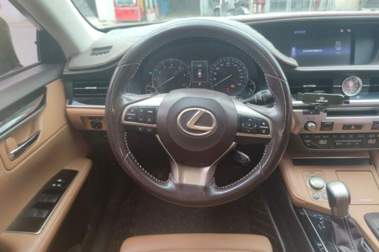 Used Lexus ES 2015 200 Elite Edition Steering Wheel