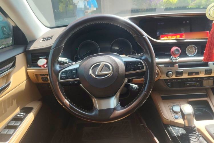 Used Lexus ES 2015 200 Elite Edition Steering Wheel