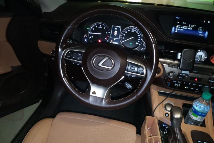 Used Lexus ES 2015 200 Comfort Edition Steering Wheel