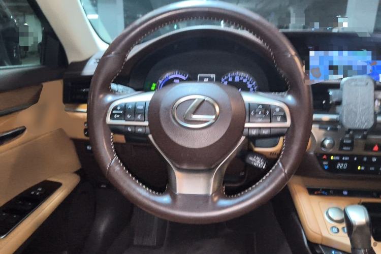 Used Lexus ES 2015 300h Luxury Edition Steering Wheel