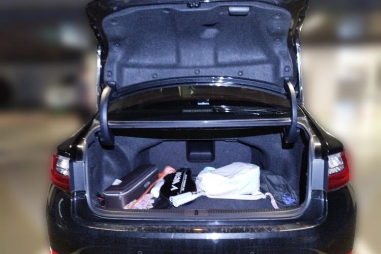 Used Lexus ES 2015 250 Elegant Edition Trunk