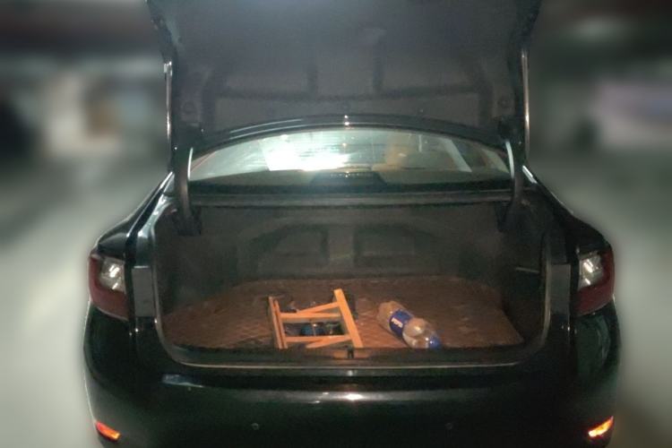 Used Lexus ES 2015 300h Comfort Edition Trunk