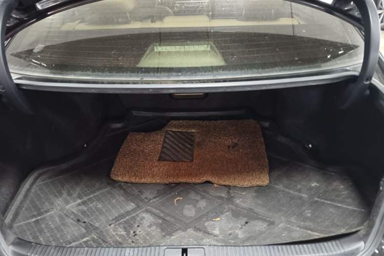 Used Lexus ES 2015 200 Elite Edition Trunk