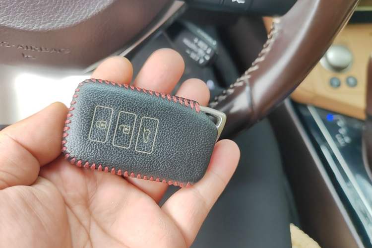 Used Lexus ES 2015 200 Comfort Edition Vehicle Key