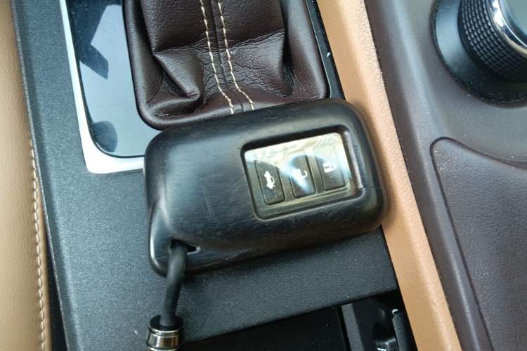 Used Lexus ES 2015 200 Elite Edition Vehicle Key