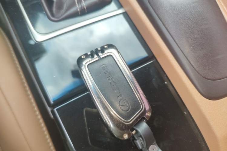 Used Lexus ES 2015 200 Elite Edition Vehicle Key