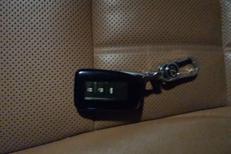 Used Lexus ES 2015 200 Comfort Edition Vehicle Key