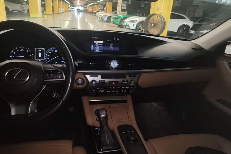Used Lexus ES 2015 200 Elite Edition Audio And AC Panel