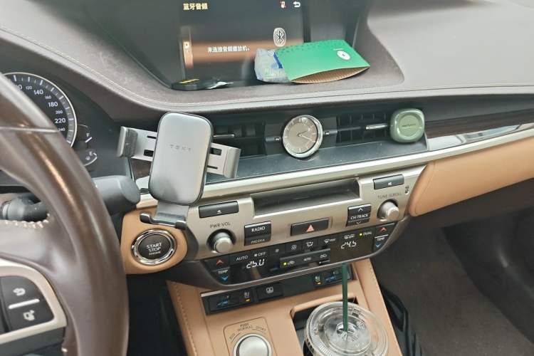 Used Lexus ES 2015 250 Elegant Edition Audio And AC Panel