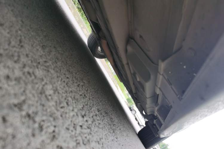 Used Lexus ES 2015 300h Luxury Edition Chassis Front Left