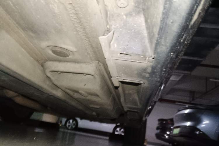 Used Lexus ES 2015 300h Comfort Edition Chassis Front Left