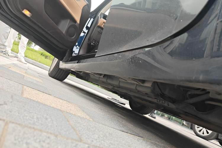 Used Lexus ES 2015 250 Elegant Edition Chassis Rear Left
