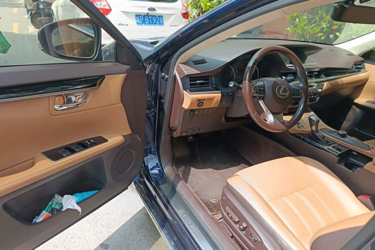 Used Lexus ES 2015 200 Elite Edition Driver Seat