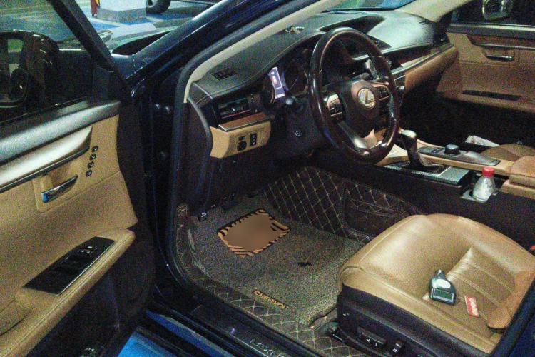 Used Lexus ES 2015 250 Elegant Edition Driver Seat