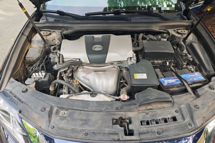 Used Lexus ES 2015 200 Comfort Edition Engine Bay