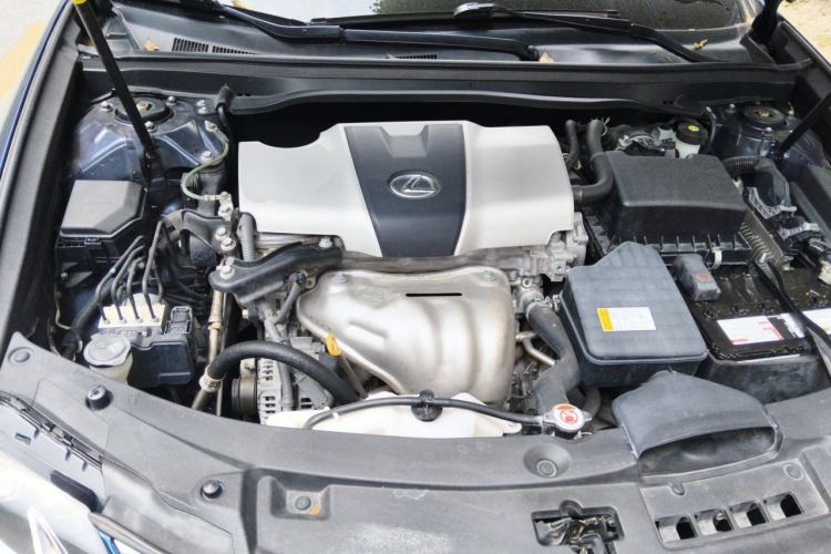 Used Lexus ES 2015 200 Elite Edition Engine Bay
