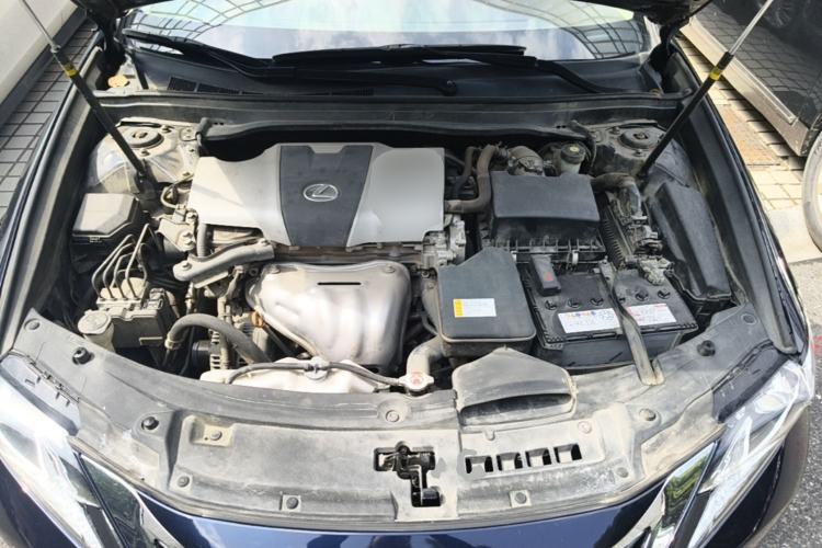 Used Lexus ES 2015 200 Elite Edition Engine Bay
