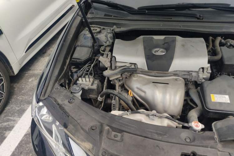 Used Lexus ES 2015 200 Elite Edition Engine Bay Right