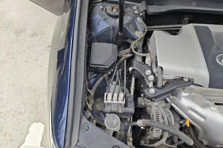 Used Lexus ES 2015 200 Elite Edition Engine Bay Right
