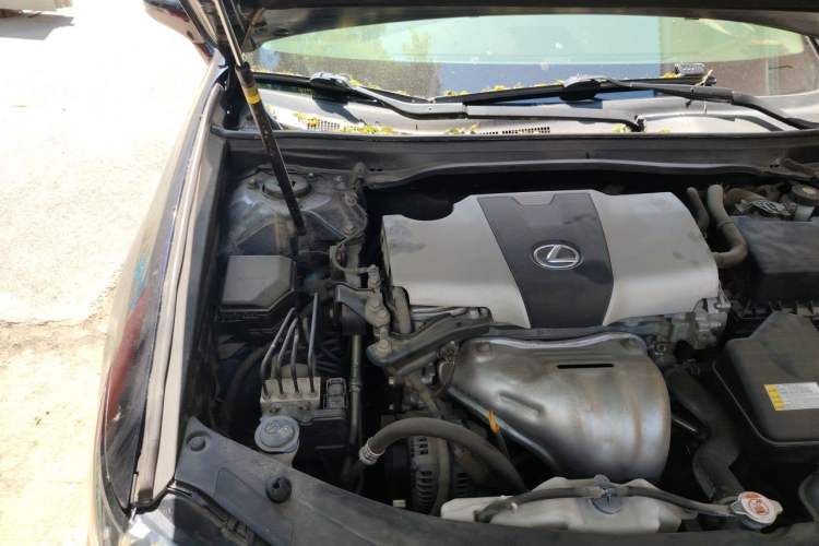 Used Lexus ES 2015 200 Elite Edition Engine Bay Right