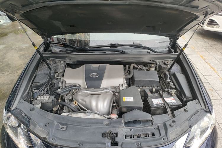 Used Lexus ES 2015 200 Elite Edition Engine Bay